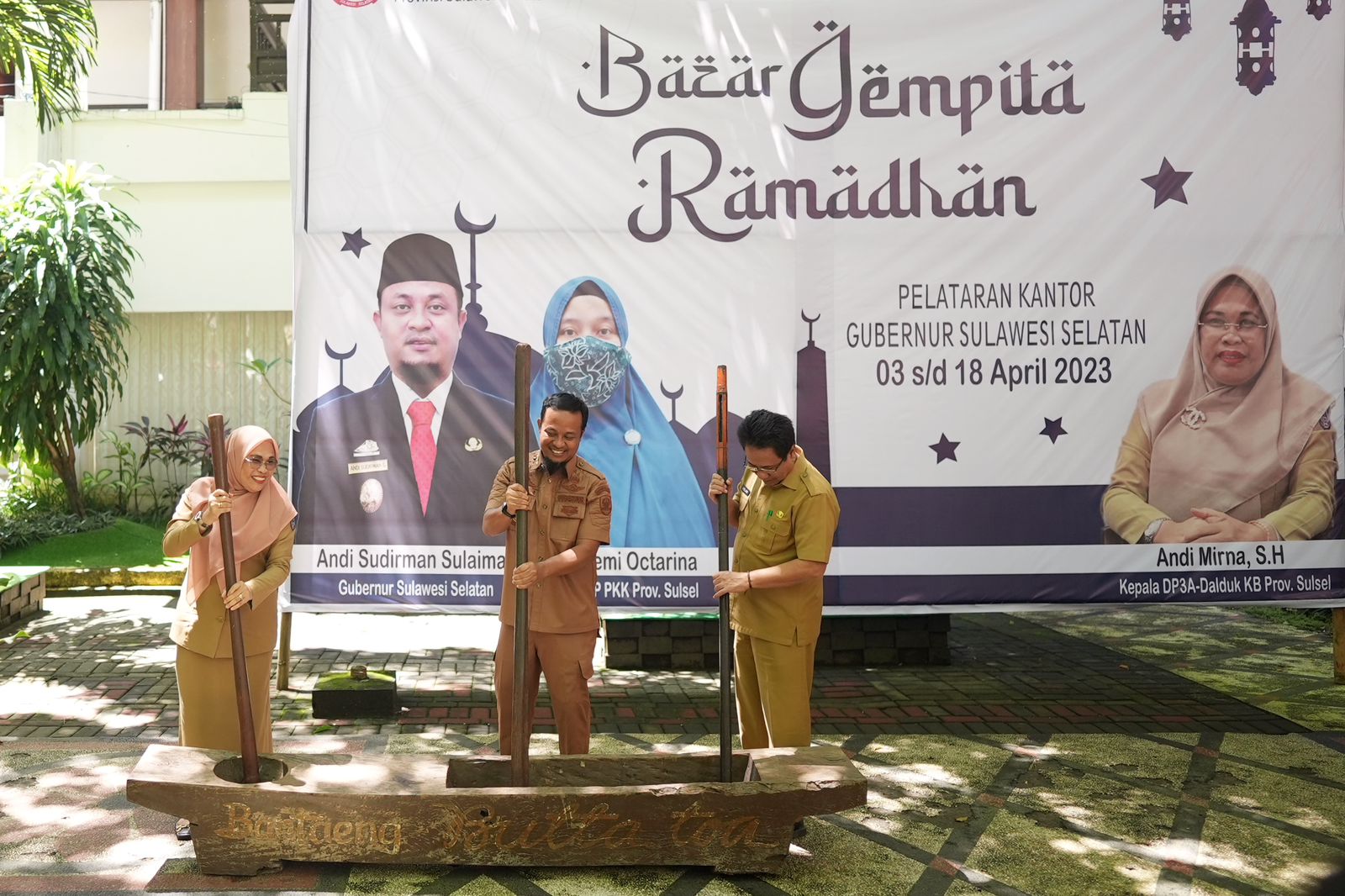 Gubernur Sulsel Buka Bazar Gempita Ramadhan, Bertema Gerakan Perempuan Indonesia Tangguh